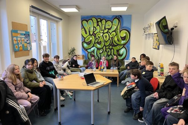 Besuch bei der Mobilen Jugendarbeit